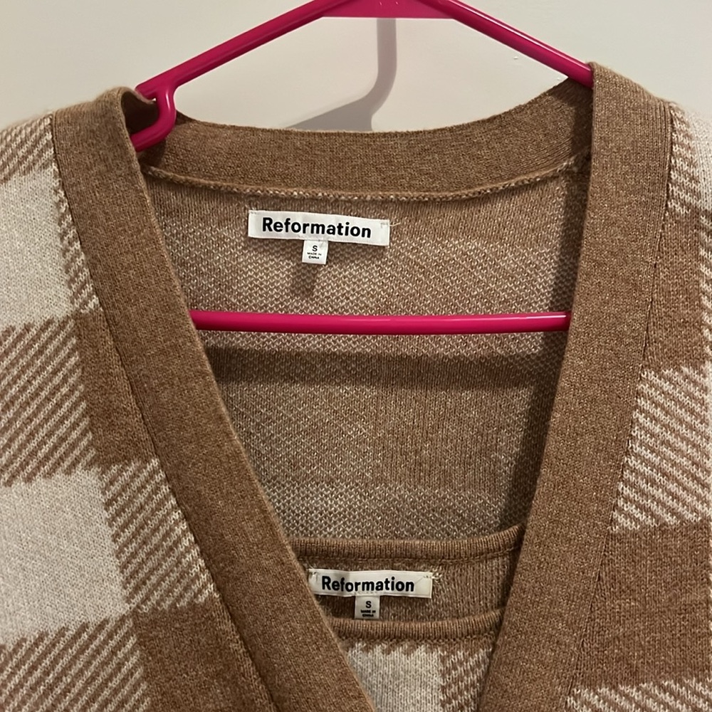 Reformation Fonte Plaid Tank + Sweater Set - Gossamer / Camel Check - Picture 3 of 5